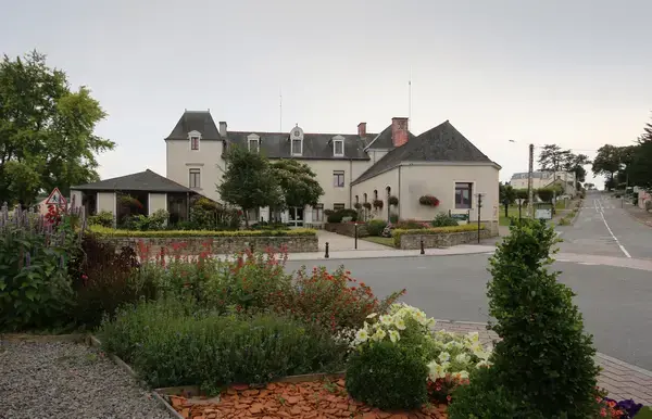 Artisan Monte Escalier Pose monte escalier Guichen