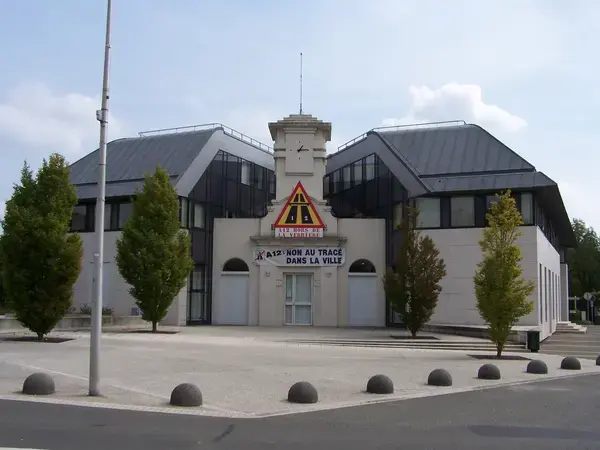 Artisan Monte Escalier Pose monte escalier La Verrière