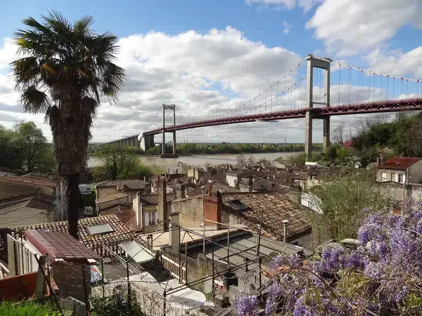 Artisan Monte Escalier Pose monte escalier Lormont