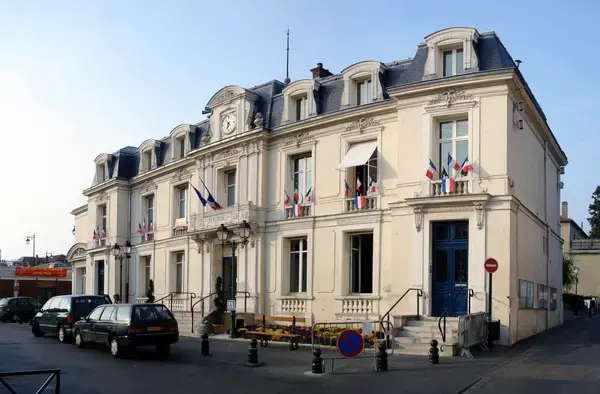 Artisan Monte Escalier Pose monte escalier Saint-Leu-la-Forêt