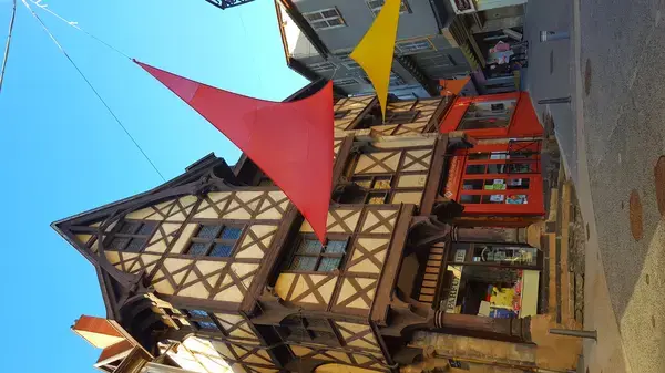 Artisan Monte Escalier Pose monte escalier Thiers